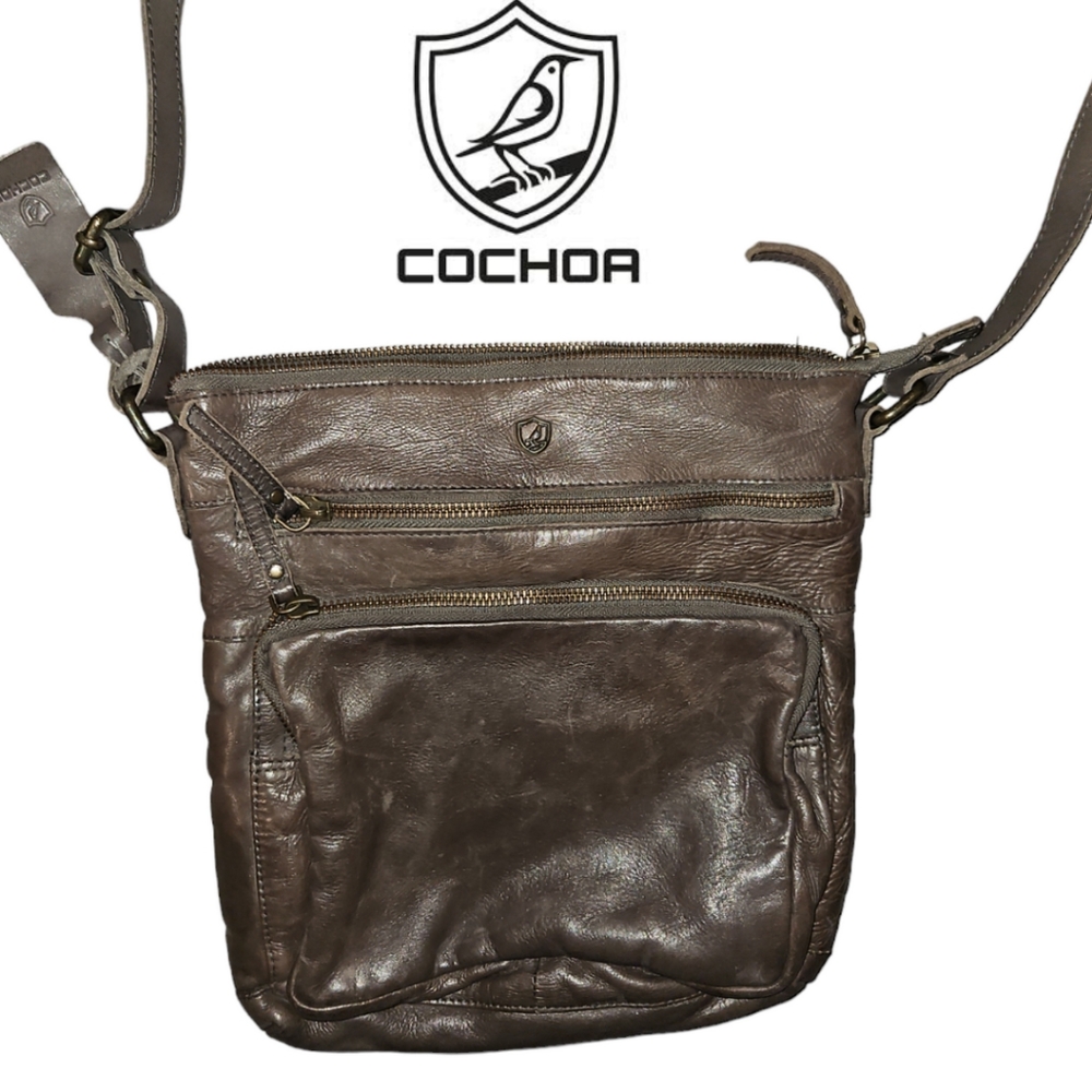 Cochoa Unisex Leather Crossbody Bag